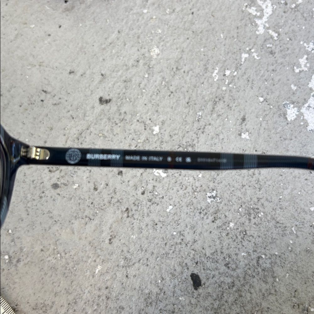Burberry Archie eyeglass frames - Picture 3 of 5